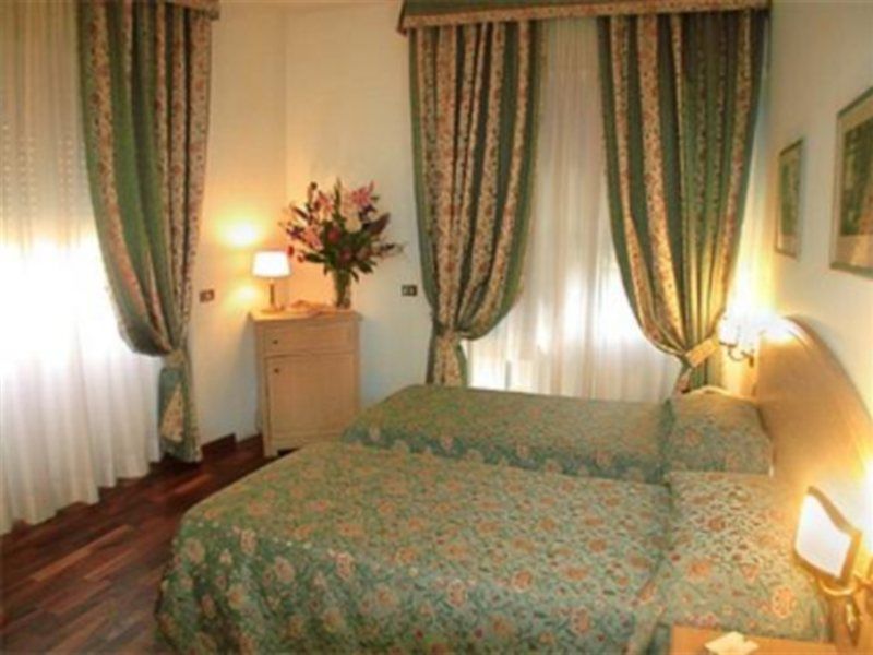 Hotel Santa Costanza By Omnia Hotels Rom Zimmer foto